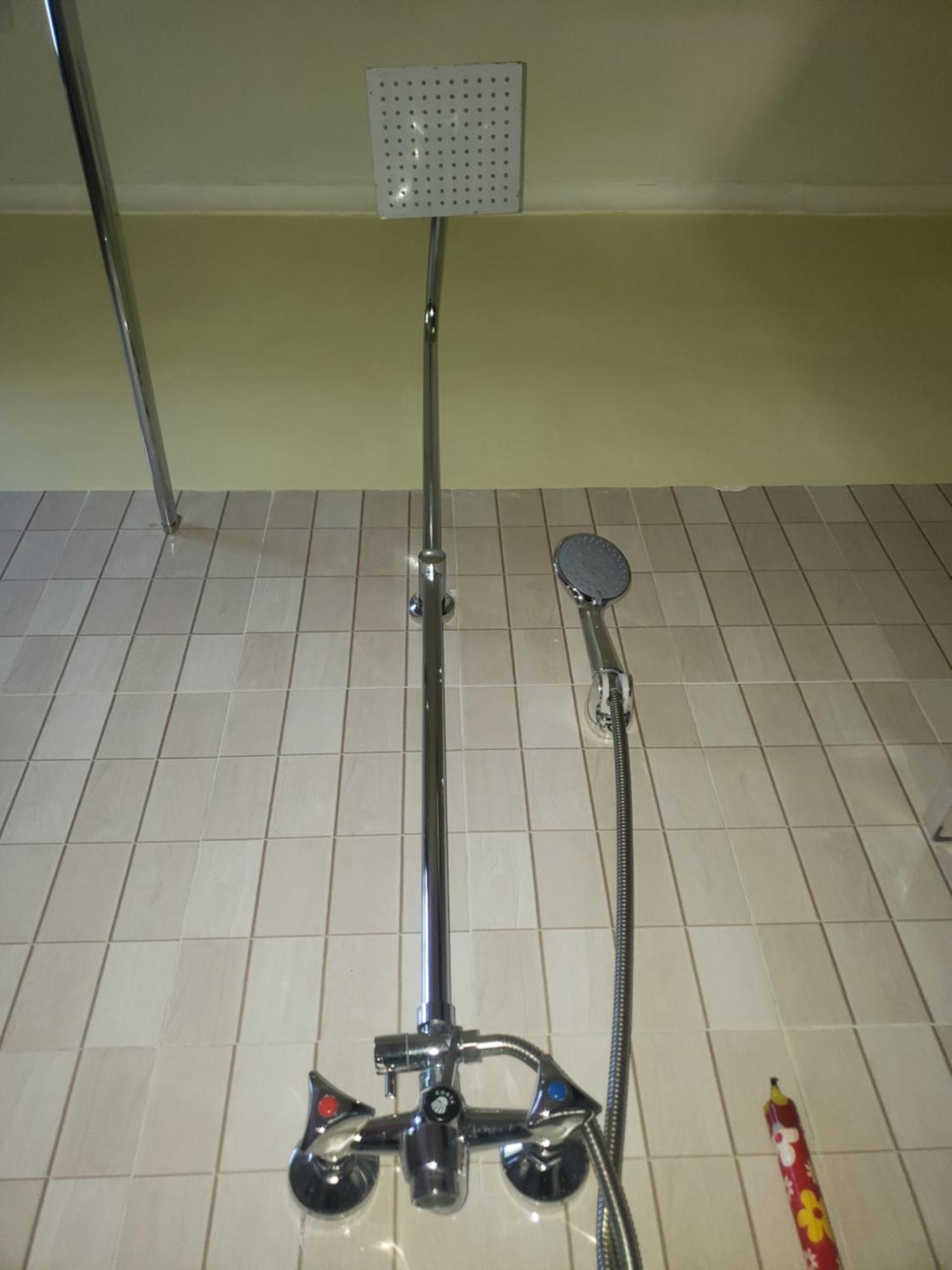 L&J Modern Backpackers Bnb Dár Al-Szalám Kültér fotó