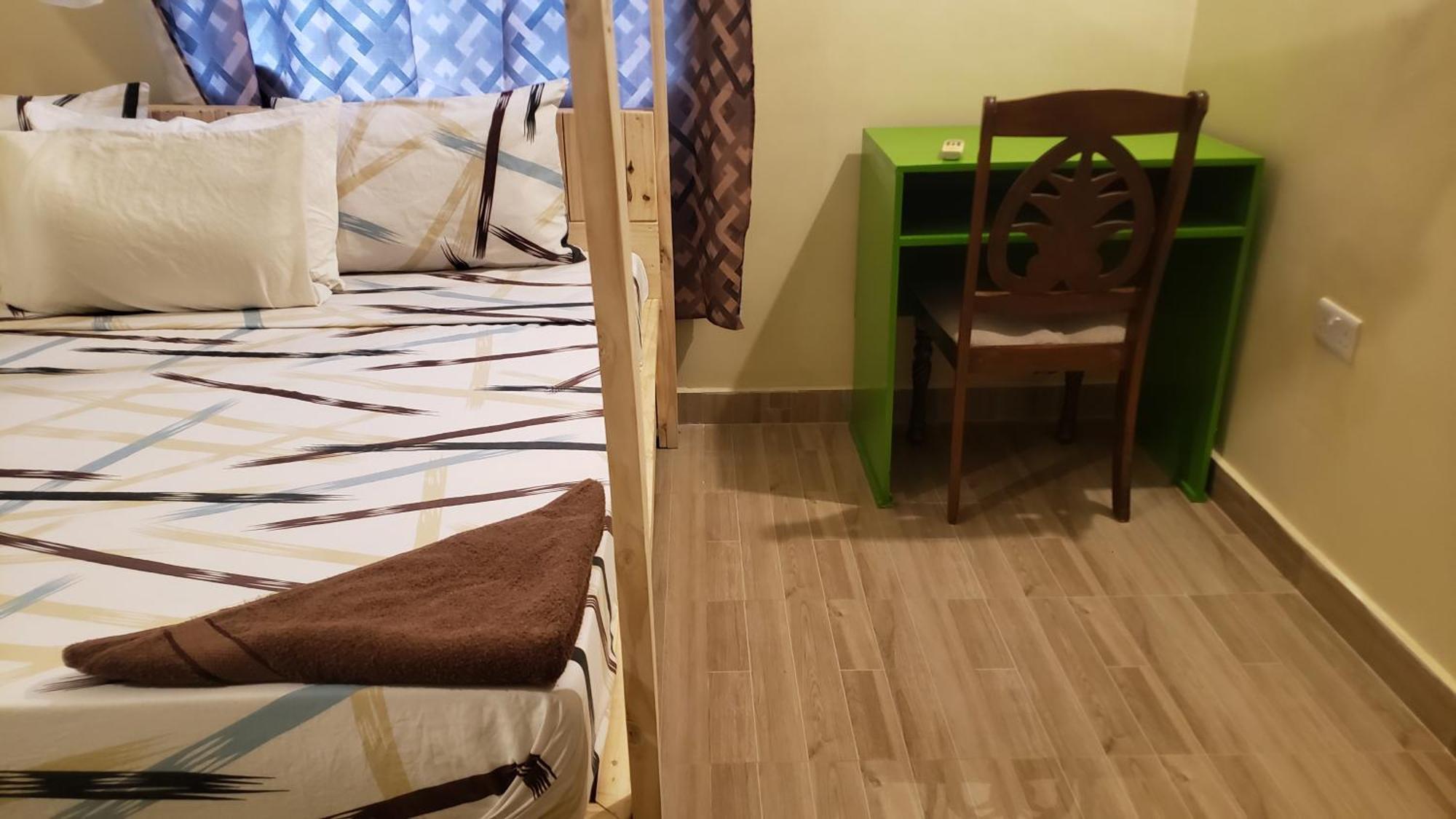 L&J Modern Backpackers Bnb Dár Al-Szalám Kültér fotó