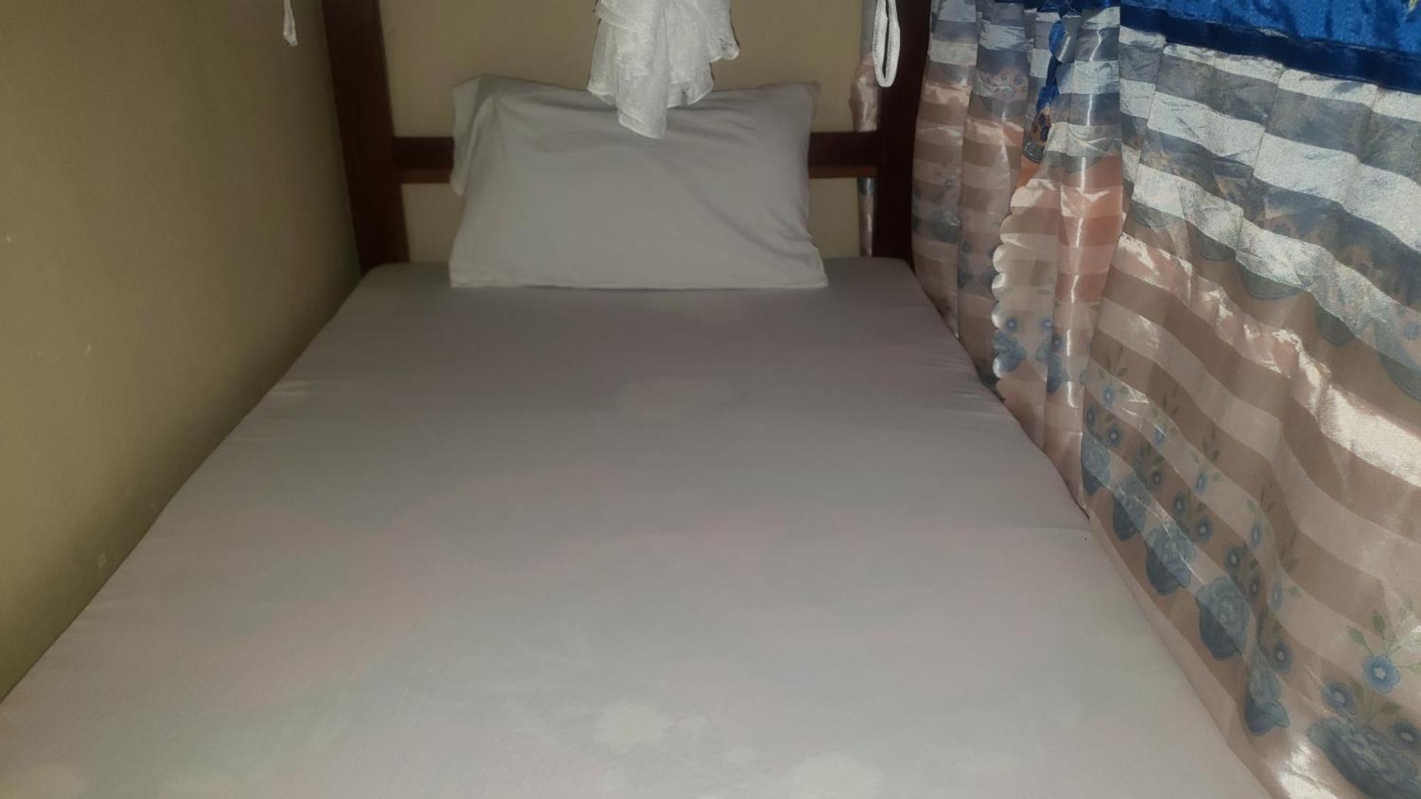 L&J Modern Backpackers Bnb Dár Al-Szalám Kültér fotó