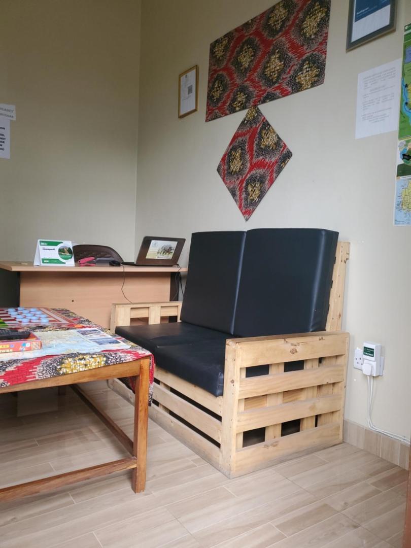 L&J Modern Backpackers Bnb Dár Al-Szalám Kültér fotó